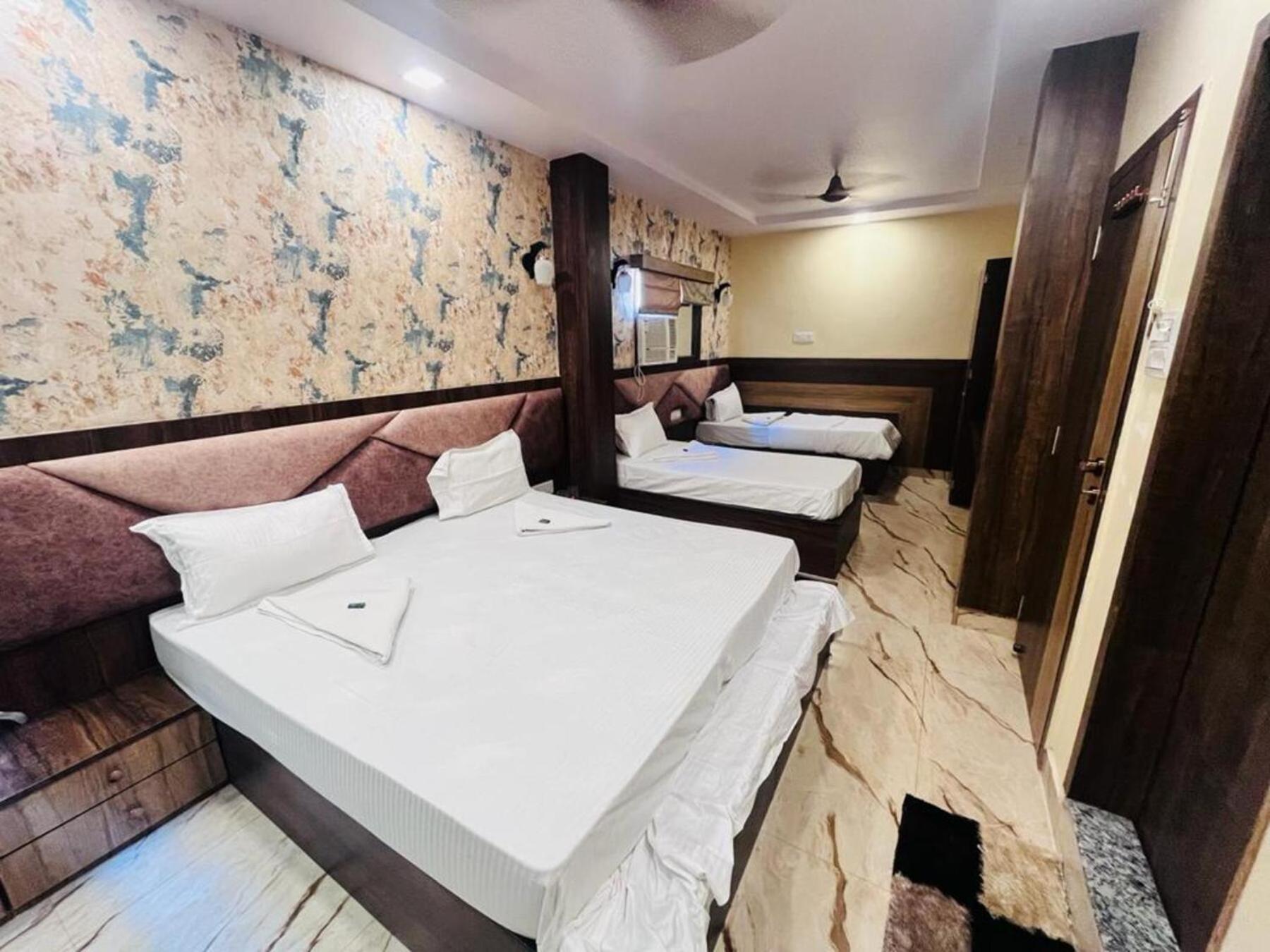 Ks Paying Guest House Varanasi Bagian luar foto