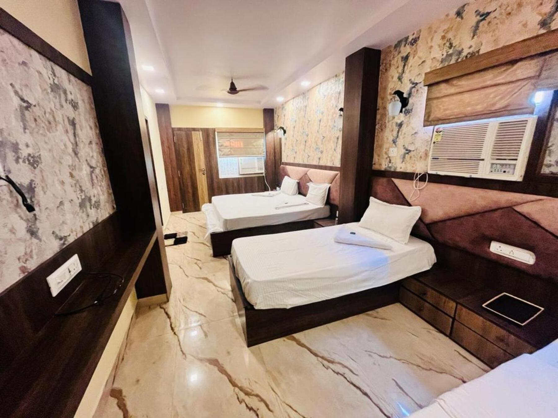 Ks Paying Guest House Varanasi Bagian luar foto