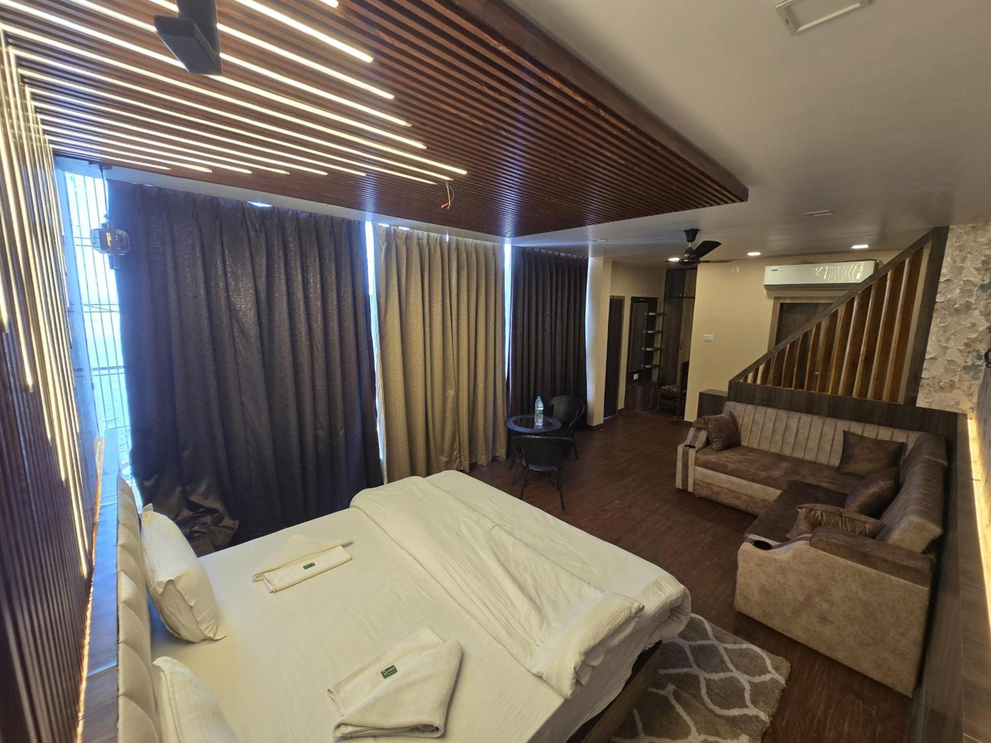 Ks Paying Guest House Varanasi Bagian luar foto