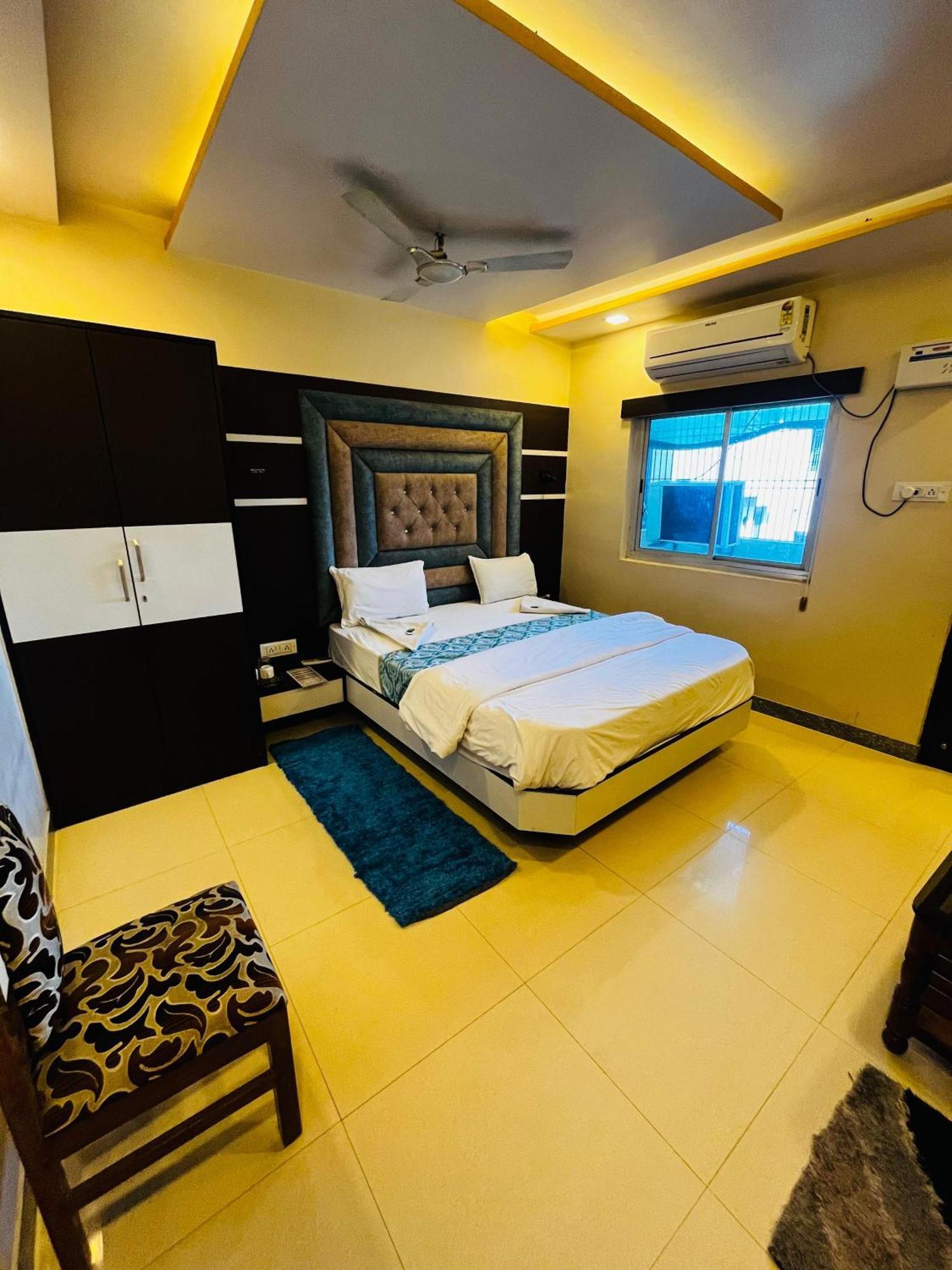 Ks Paying Guest House Varanasi Bagian luar foto