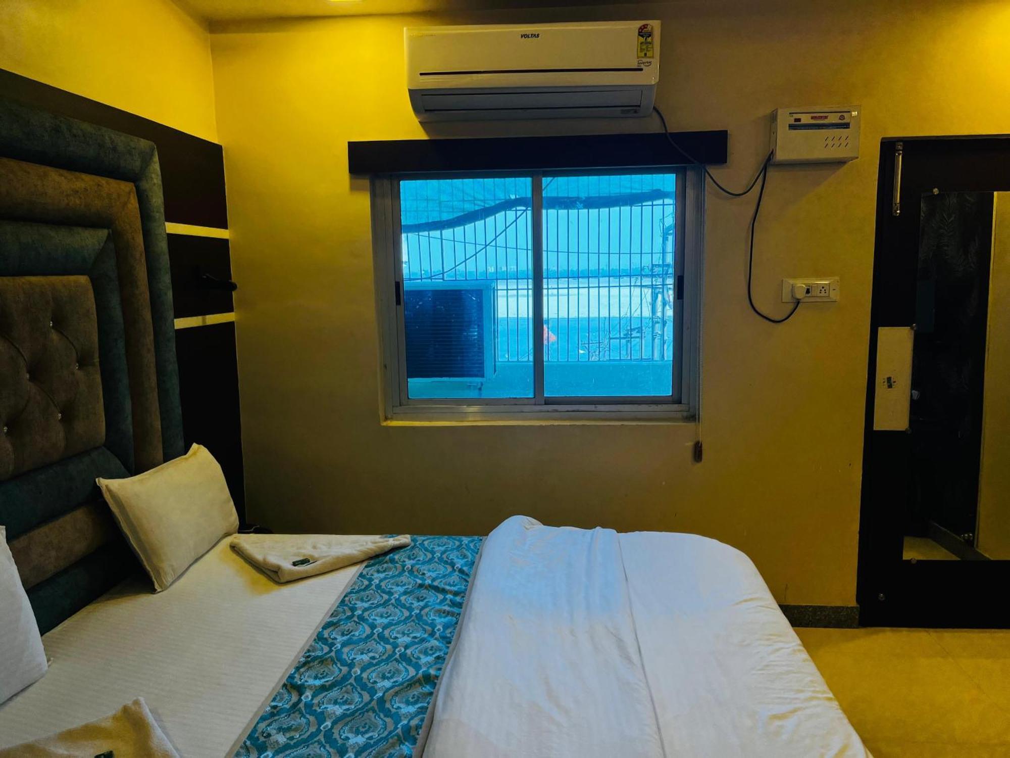 Ks Paying Guest House Varanasi Bagian luar foto